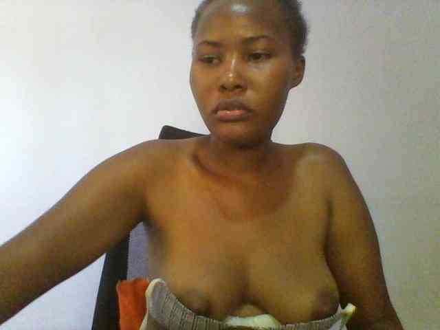 Pretty-thalia1 webcam