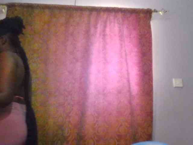 Pretty-thalia1 webcam