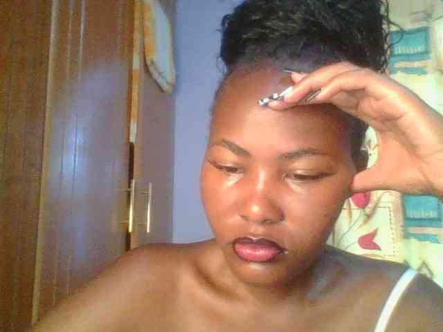 Pretty-thalia1 Pretty-thalia1