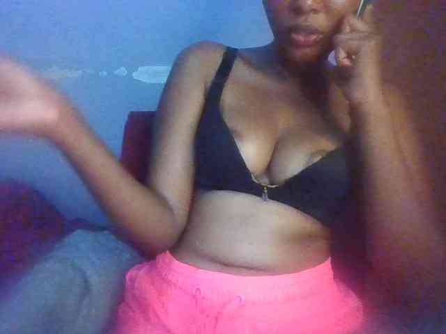 Pretty-thalia1 webcam