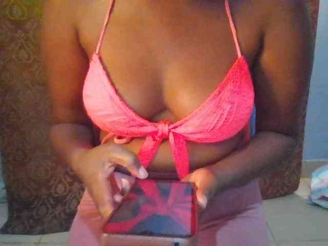 Pretty-thalia1 webcam