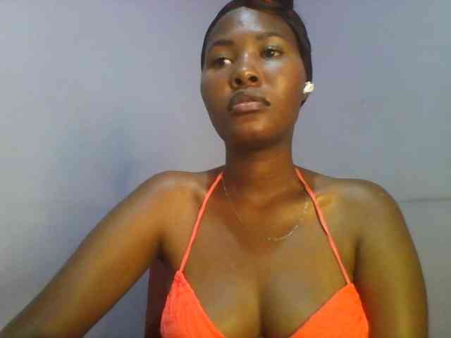 Pretty-thalia1 webcam