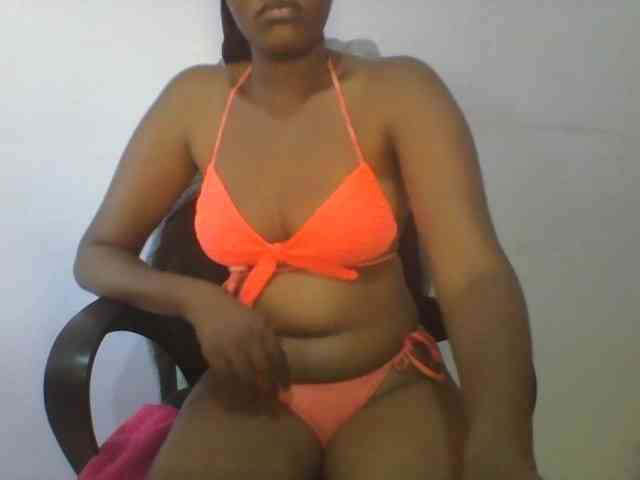 Pretty-thalia1 Pretty-thalia1