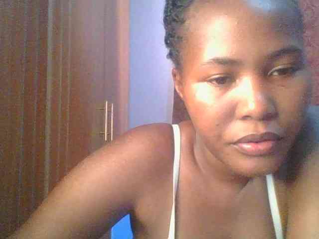 Pretty-thalia1 Pretty-thalia1