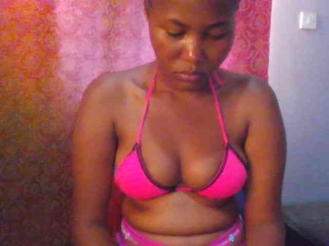 Pretty-thalia1 webcam