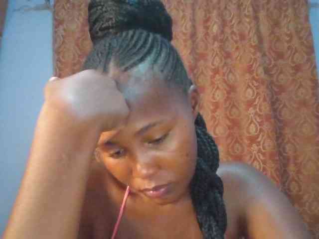 Pretty-thalia1 webcam