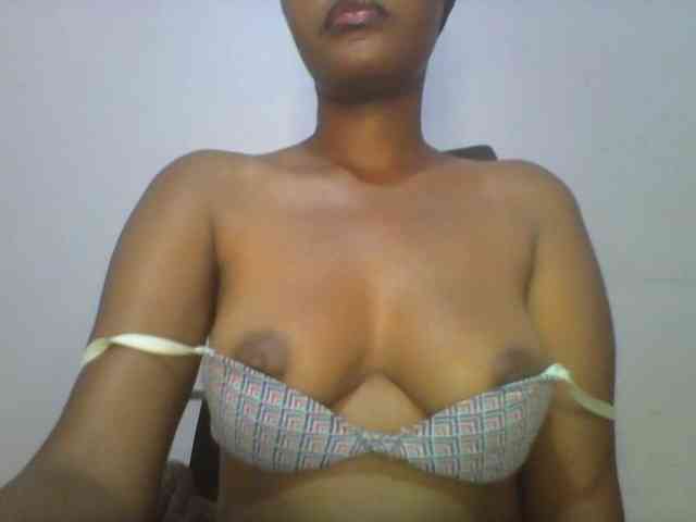 Pretty-thalia1 webcam