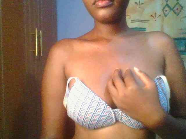 Pretty-thalia1 webcam