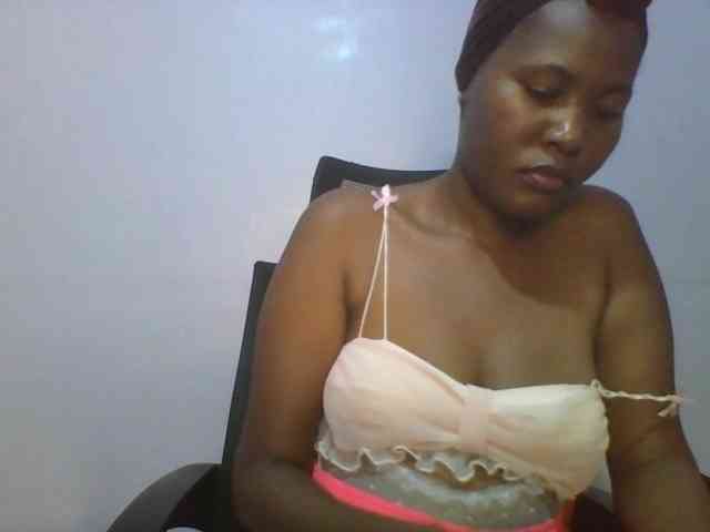 Pretty-thalia1 Pretty-thalia1