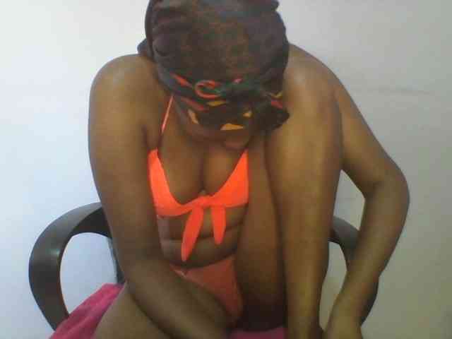 Pretty-thalia1 Pretty-thalia1