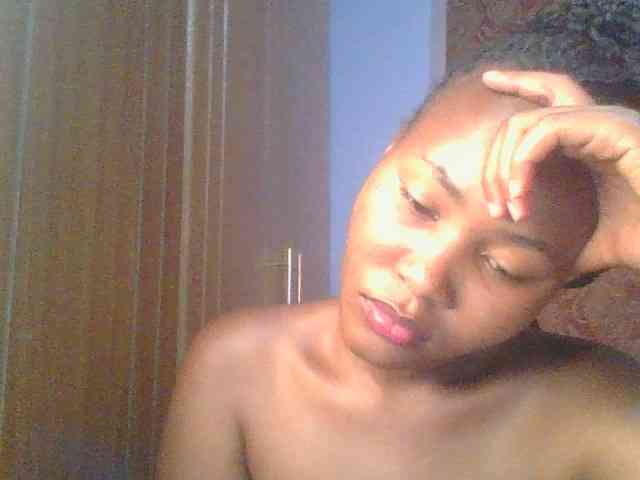 Pretty-thalia1 webcam