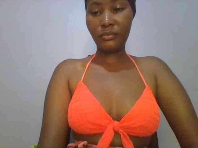 Pretty-thalia1 Pretty-thalia1