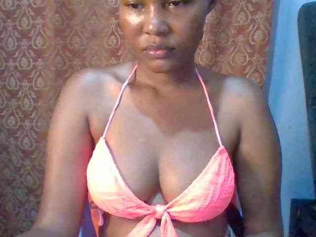 Pretty-thalia1 webcam