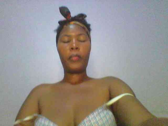 Pretty-thalia1 webcam