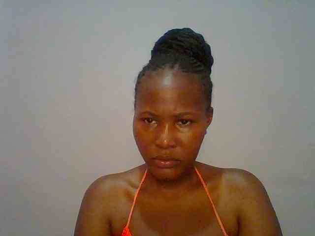 Pretty-thalia1 Pretty-thalia1