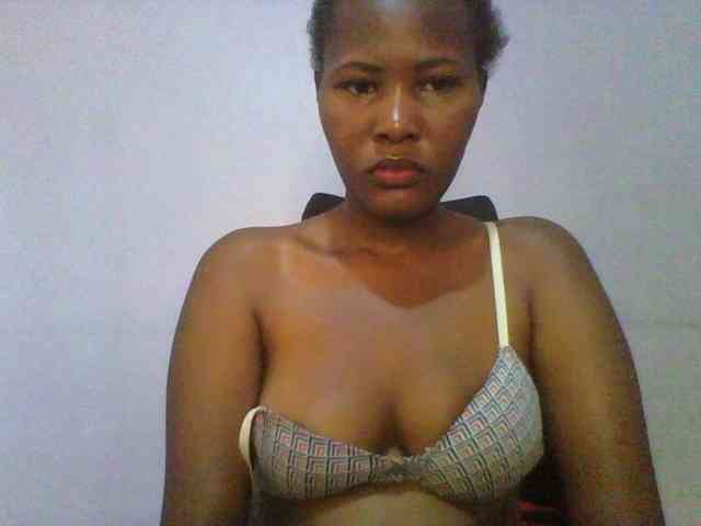 Pretty-thalia1 webcam