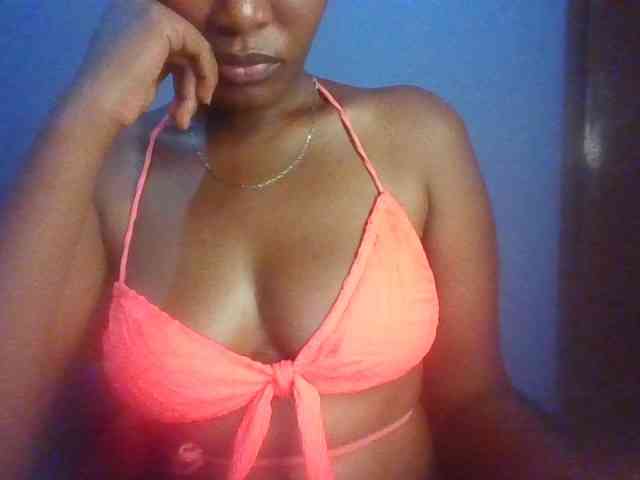 Pretty-thalia1 webcam