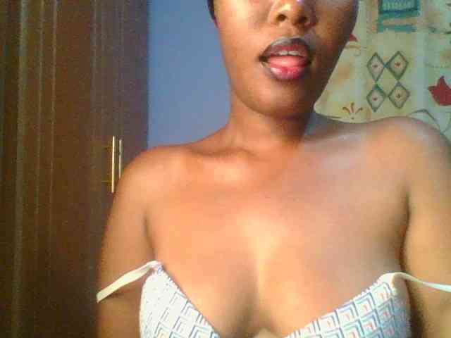 Pretty-thalia1 webcam