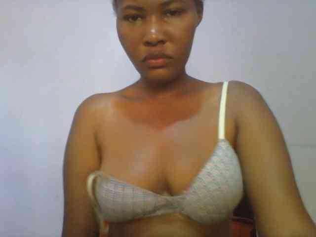 Pretty-thalia1 webcam