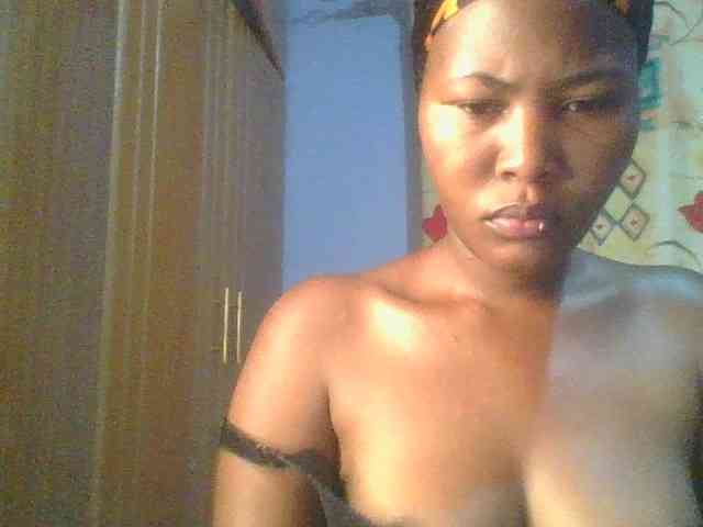 Pretty-thalia1 webcam