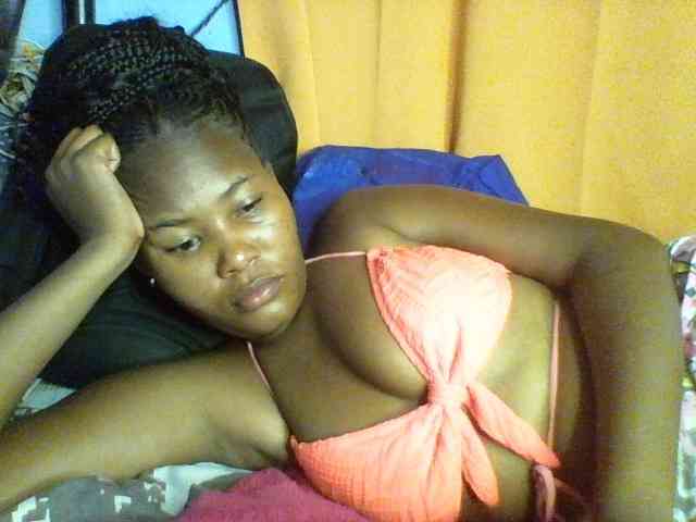 Pretty-thalia1 webcam