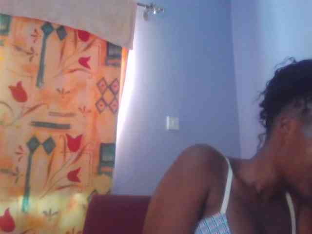 Pretty-thalia1 webcam