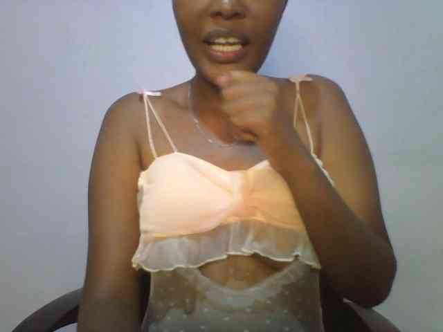 Pretty-thalia1 webcam