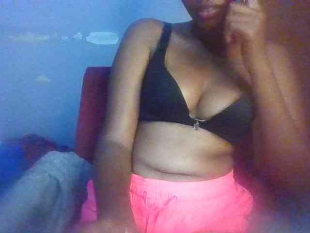 Pretty-thalia1 webcam