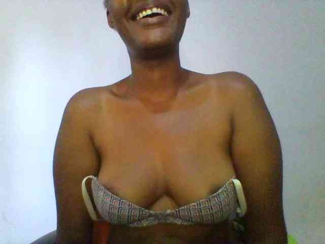 Pretty-thalia1 webcam