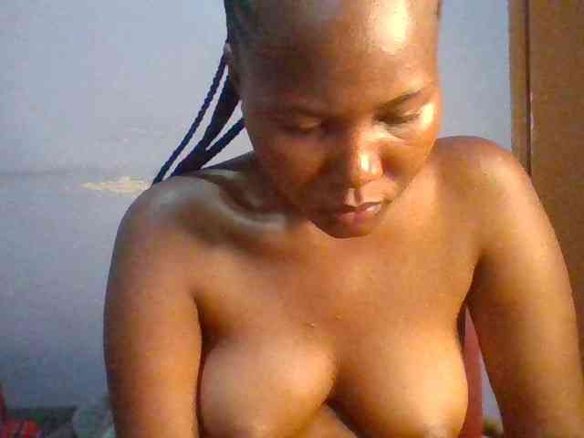 Pretty-thalia1 Pretty-thalia1