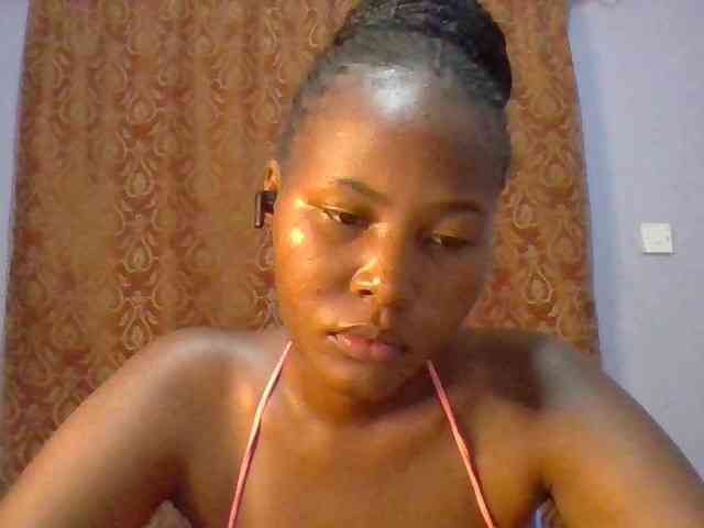 Pretty-thalia1 webcam