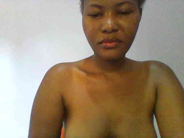 Pretty-thalia1 webcam