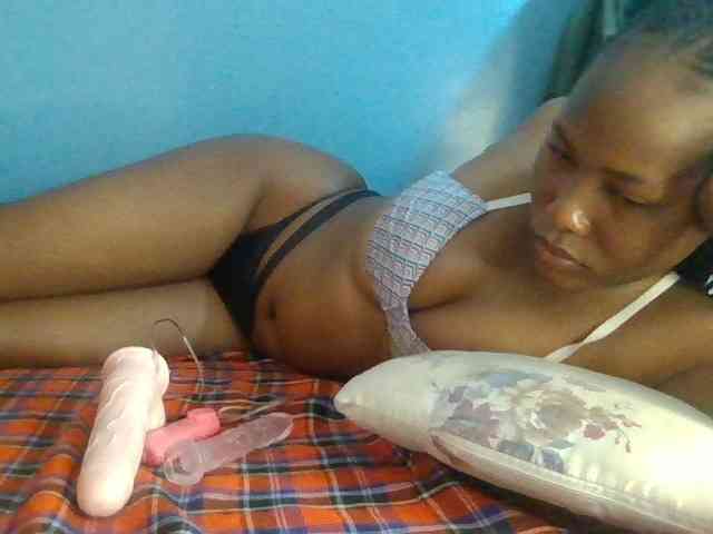 Pretty-thalia1 webcam