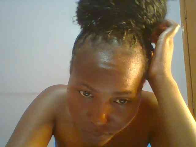 Pretty-thalia1 webcam