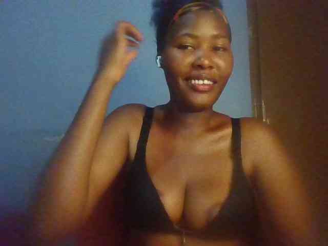 Pretty-thalia1 webcam