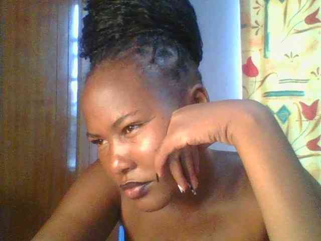 Pretty-thalia1 Pretty-thalia1