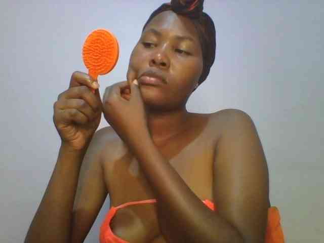 Pretty-thalia1 Pretty-thalia1