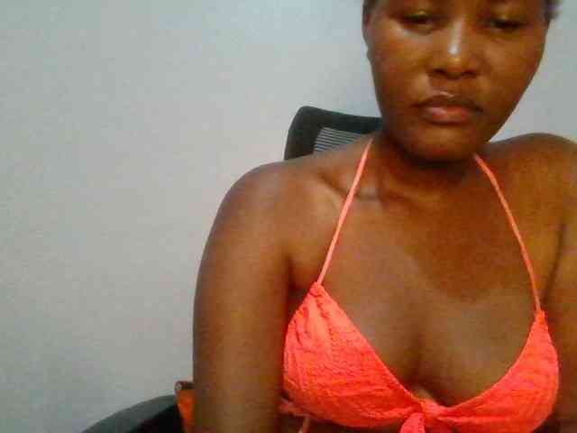 Pretty-thalia1 Pretty-thalia1