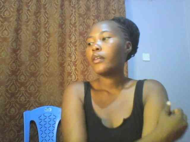 Pretty-thalia1 webcam