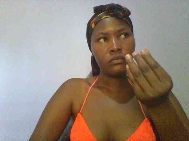 Pretty-thalia1 Pretty-thalia1