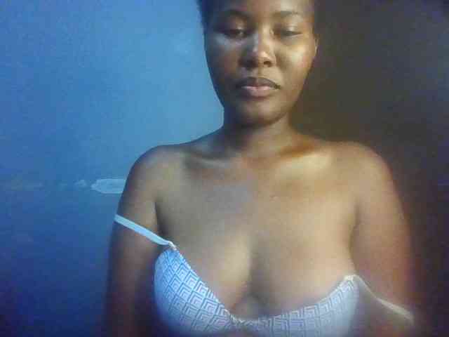 Pretty-thalia1 webcam