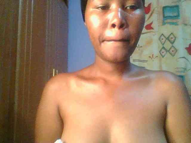 Pretty-thalia1 webcam