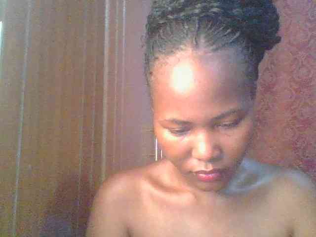 Pretty-thalia1 webcam