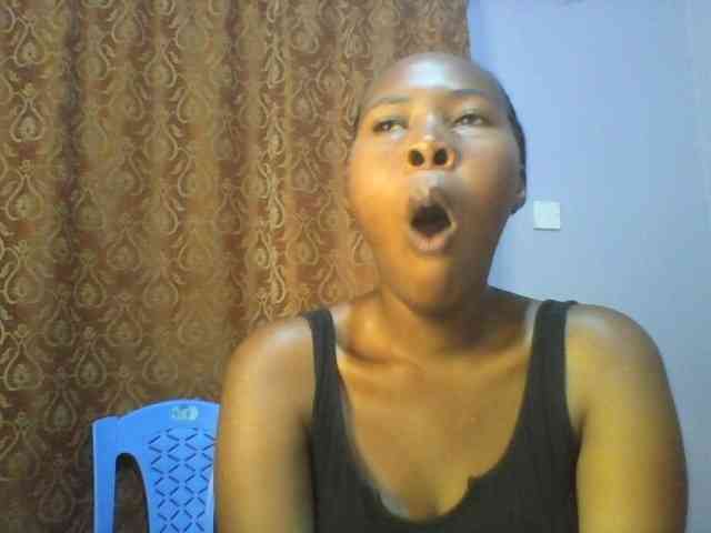 Pretty-thalia1 webcam