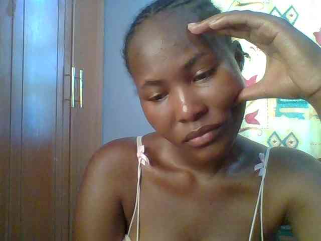 Pretty-thalia1 Pretty-thalia1