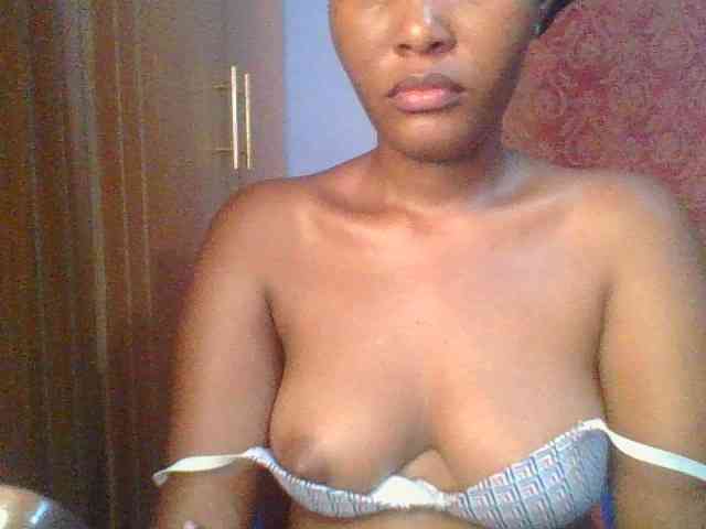 Pretty-thalia1 webcam