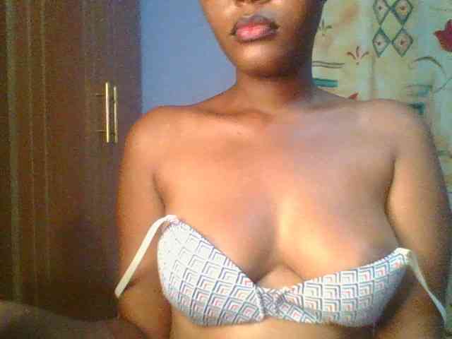 Pretty-thalia1 webcam