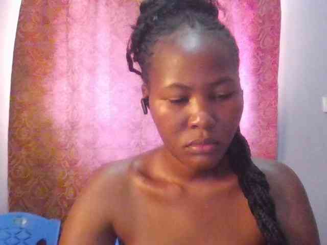 Pretty-thalia1 webcam