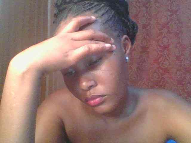 Pretty-thalia1 webcam