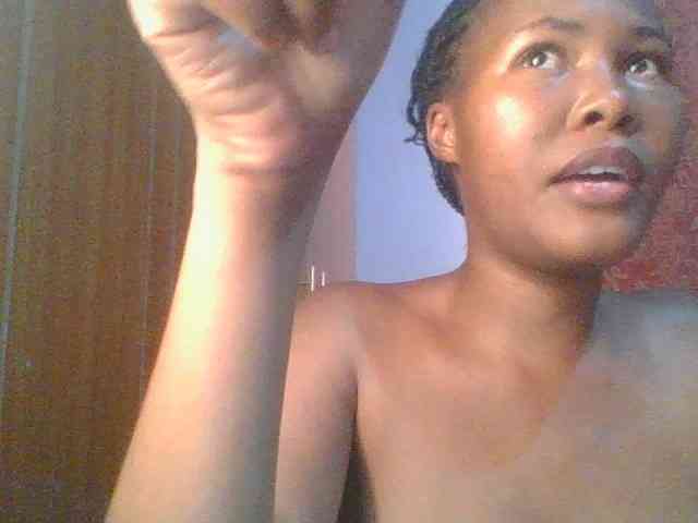 Pretty-thalia1 webcam